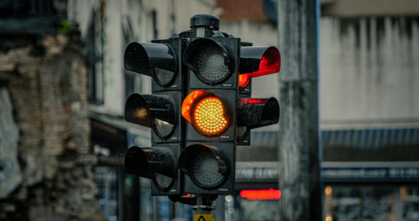 Đơn vị cung cấp & lắp đặt đèn tín hiệu giao thông uy tín tại TP.HCM